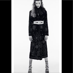 NWT Zara Embroidered Kimono Limited Edition Black Velvet (M)
